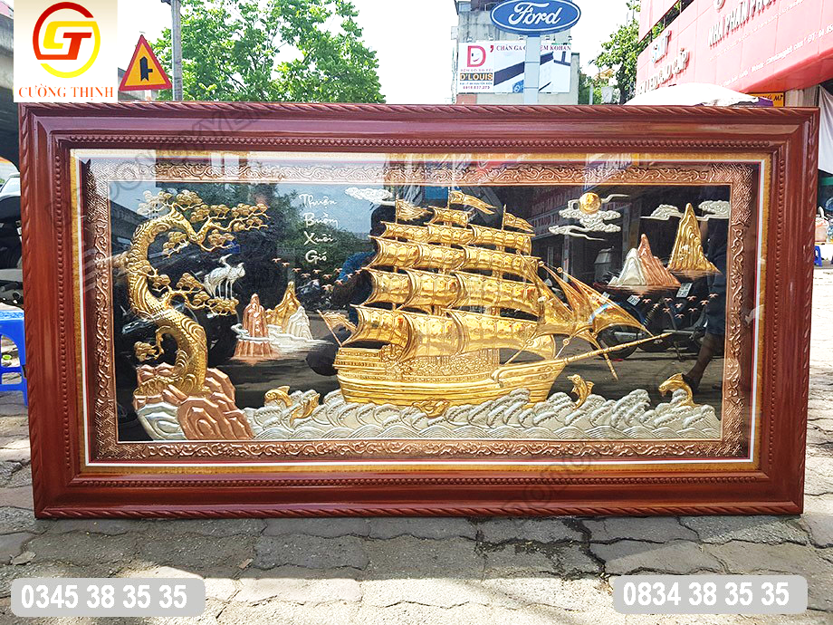 Tranh thuận buồm xuôi gió mạ vàng