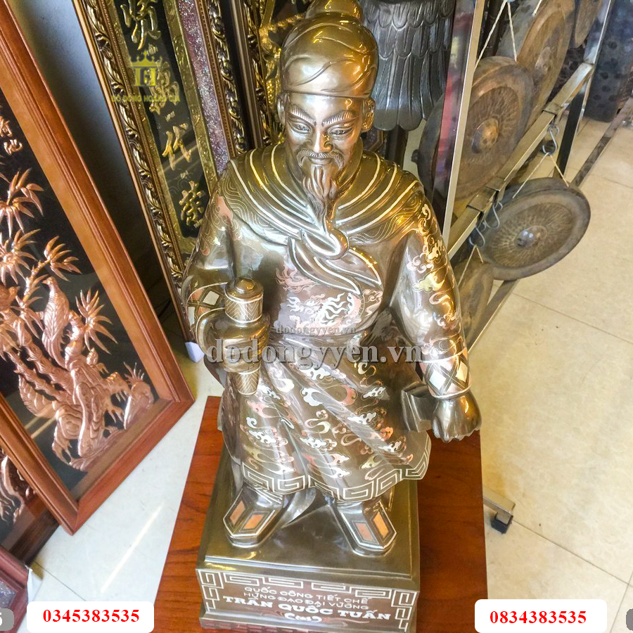 Tượng trần hưng đạo khảm tam khí