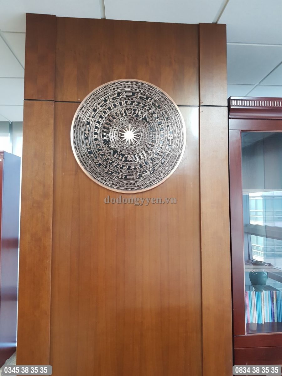 từng đường nét được chạm khắc tỉ mỉ