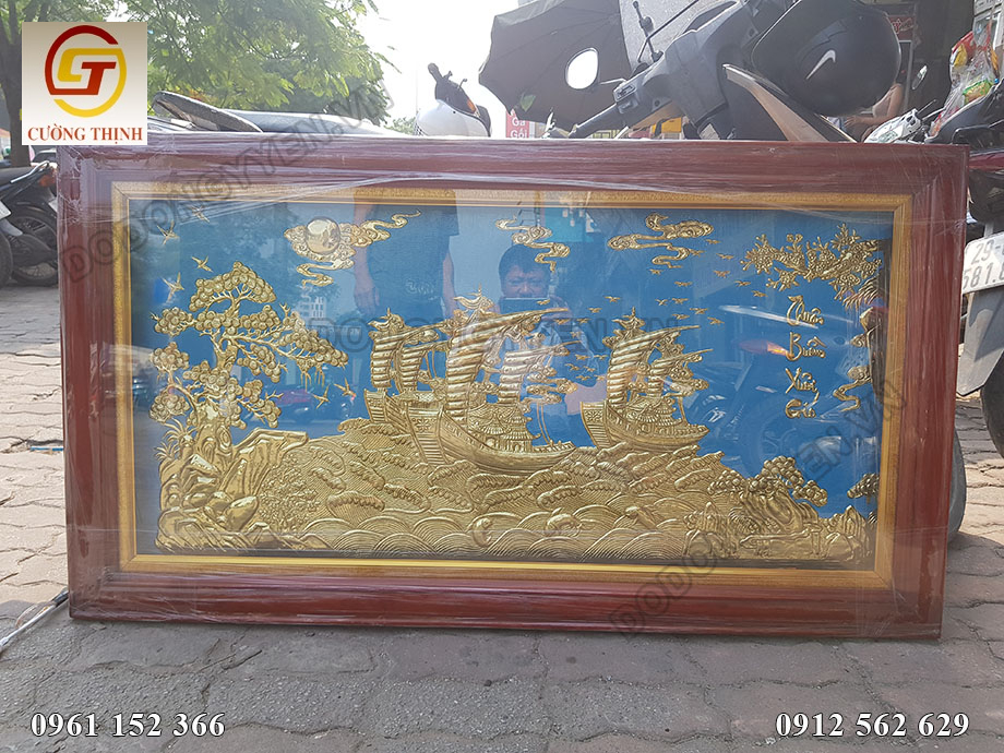 chi tiết trên bức tranh được chạm thúc tỉ mỉ