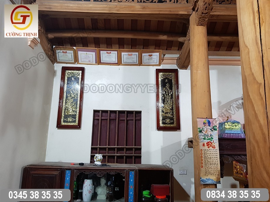 Khung tranh bằng gỗ tự nhiên được phun phủ vô cùng đẹp