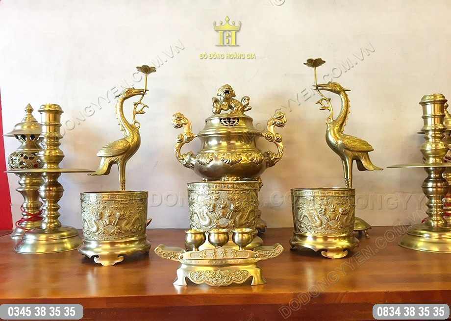 Đồ thờ bằng đồng vàng nguyên chất