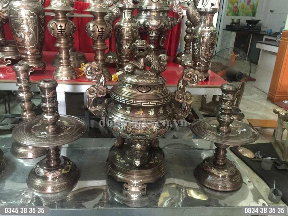 Bộ Tam sự đình đổng khảm ngũ săc