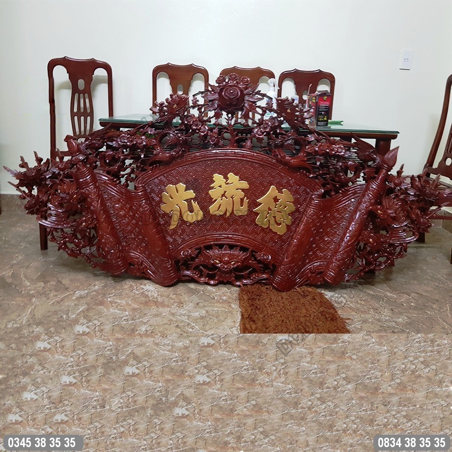 Đôi câu đối dùng để ghi lại lời răn dạy của cha ông