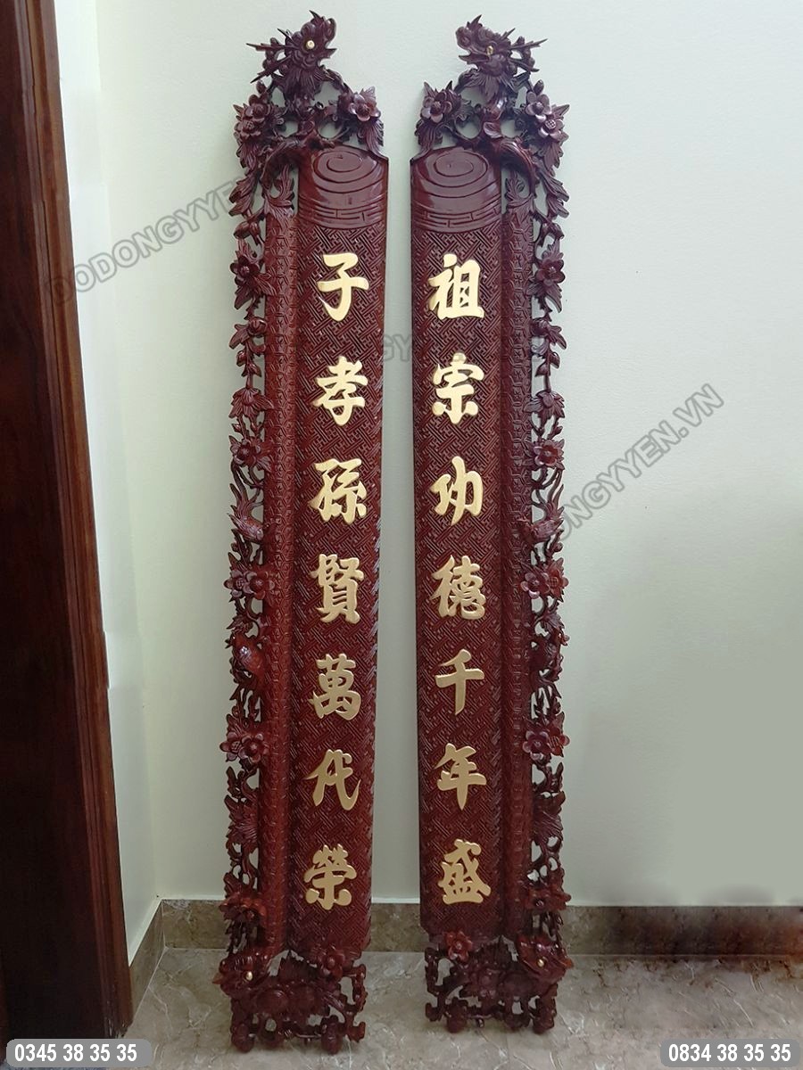 bề mặt chữ viết được dát vàng 9999