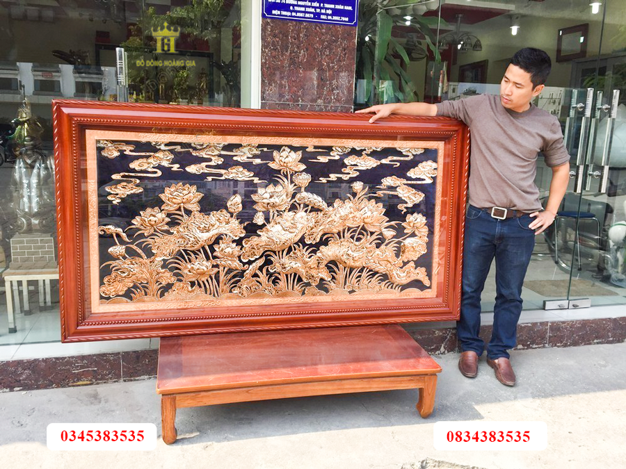 Tranh cá chép hoa sen bằng đồng