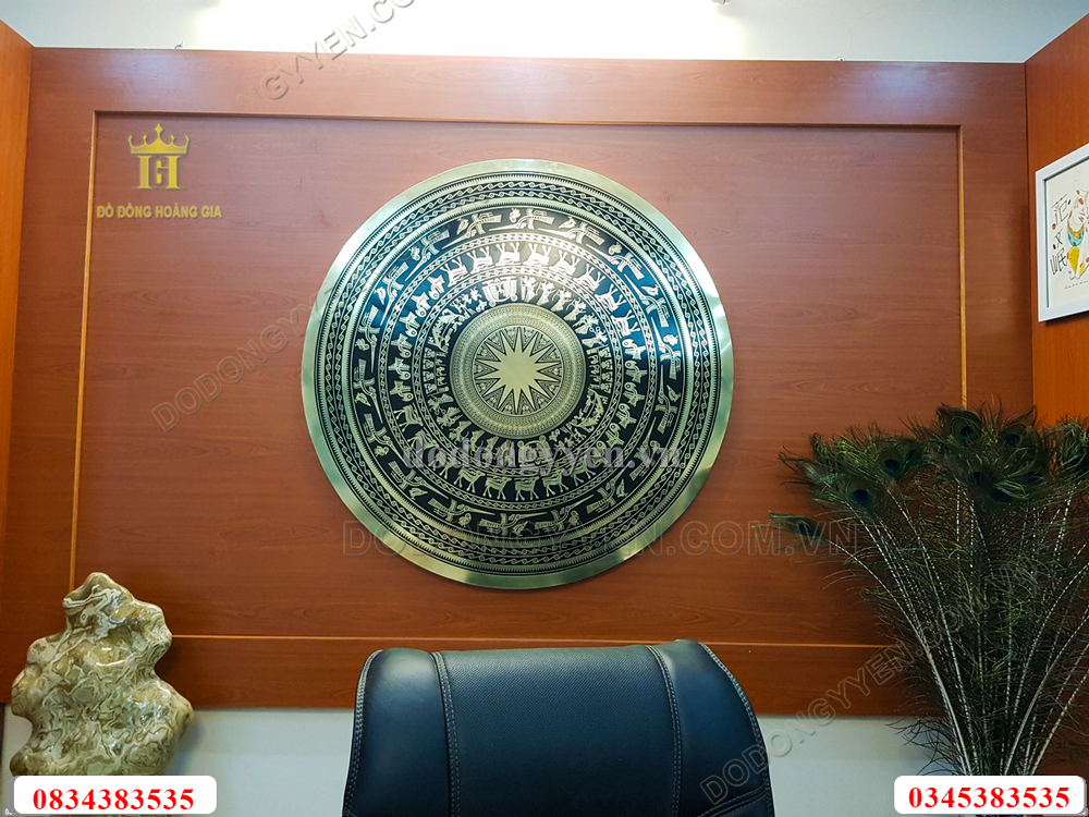 Tranh mặt trống đồng vàng gò đẹp