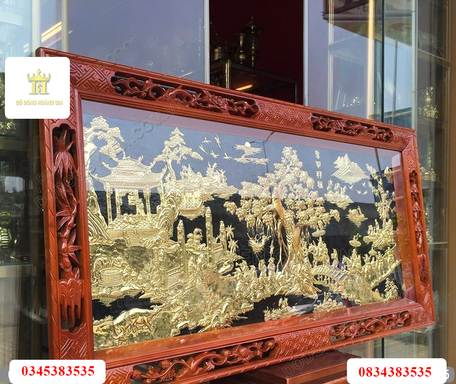 Tranh vinh quy khung gỗ đục đẹp được làm tinh xảo
