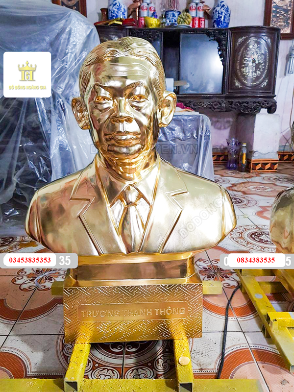 Tượng đồng vàng nguyên chất