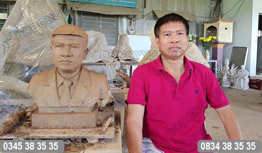 mẫu đất đúc tượng đồng chân dung