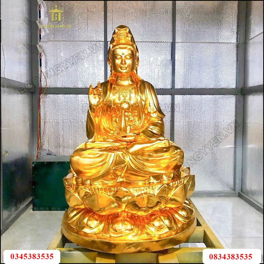 Tượng dát vàng quan âm bồ tát