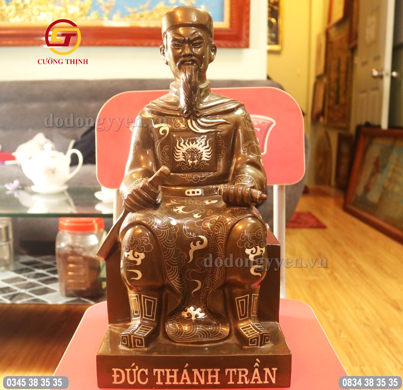 Tượng Trần hưng đạo bằng đồng đỏ khảm tam khí 